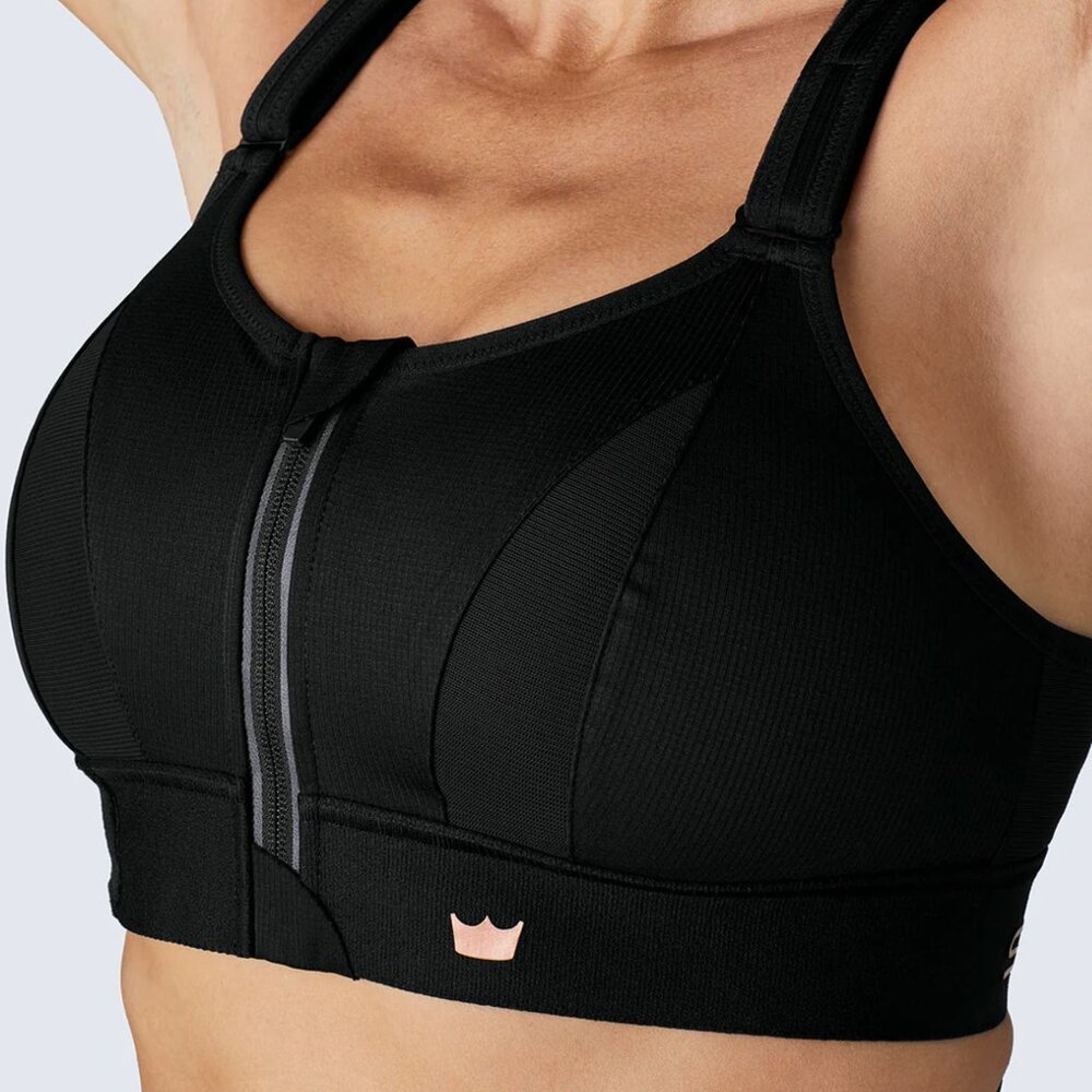 SHEFIT Ultimate Sports Bra in Black, with Mesh Wash Bag — 2Lux